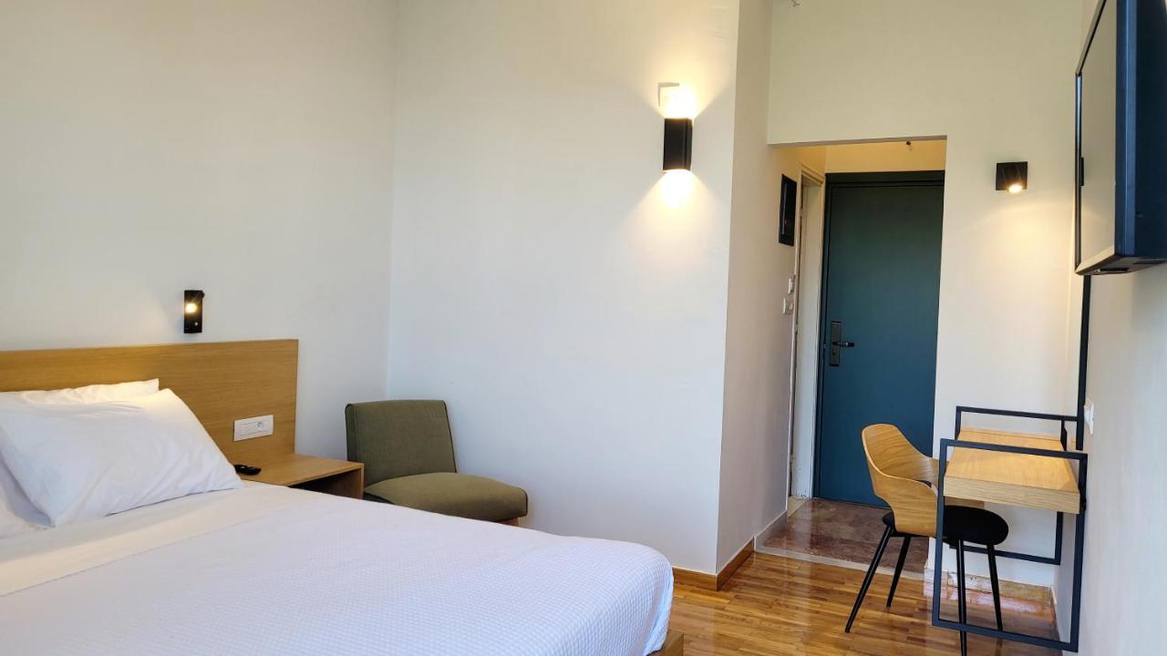 Theoxenia Hotel Andritsaina Zewnętrze zdjęcie