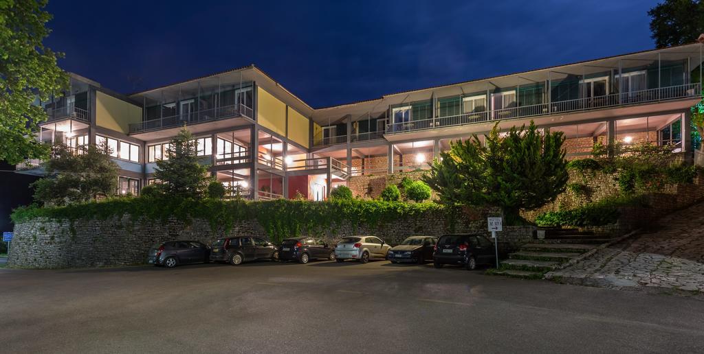Theoxenia Hotel Andritsaina Zewnętrze zdjęcie